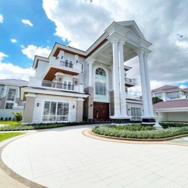 Villa King for sale at Borey PH Boeng snor