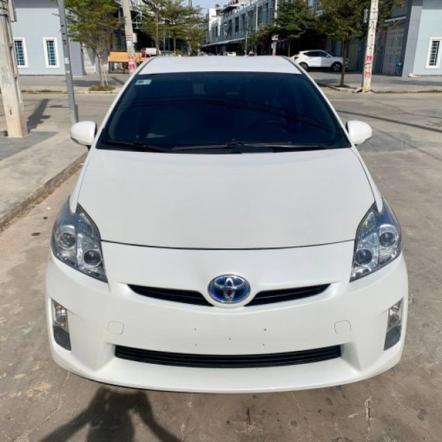 Toyota Prius 010_Opt2 Up Opt3